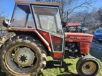 Tractor JL 530