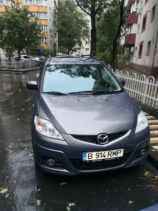 Vând Mazda 5
