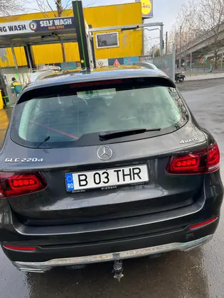 MERCEDES GLC220D 4Matic