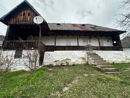 Casa de vacanta la tara