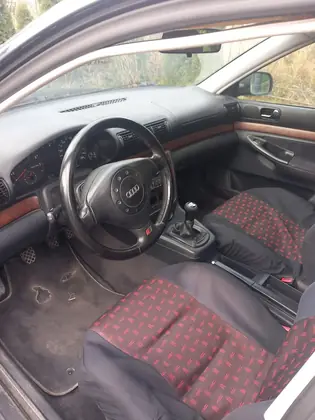 De vanzare Audi A4