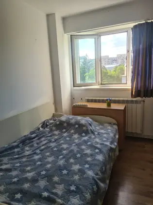 Inchiriez apartament 2 camere Mazepa 1