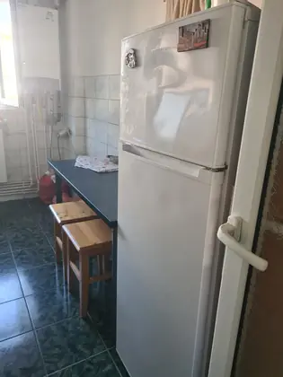Inchiriez apartament 2 camere Mazepa 1