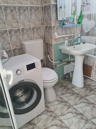 Inchiriez apartament 2 camere Mazepa 1